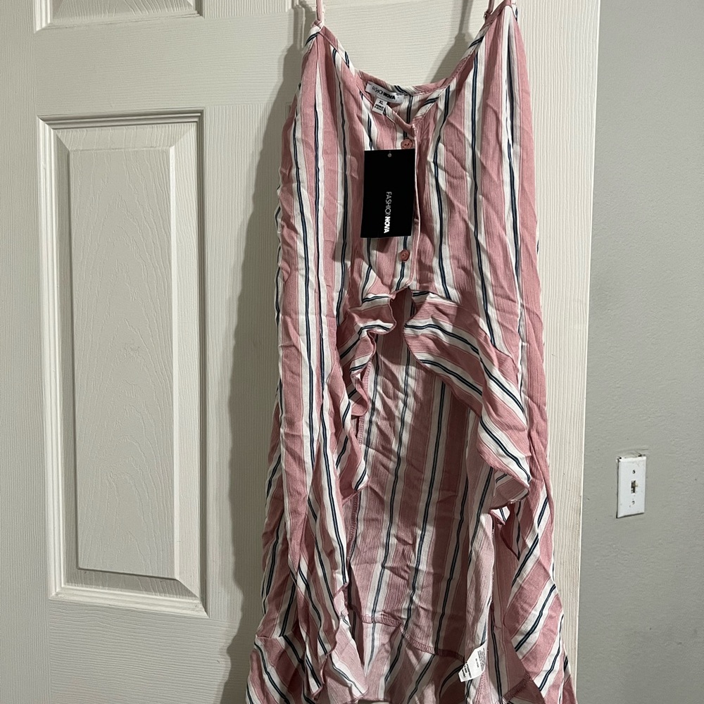 ❌❌SOLD❌❌ Manchester By The Sea Tank In navy & mauve - Picture 10 of 10